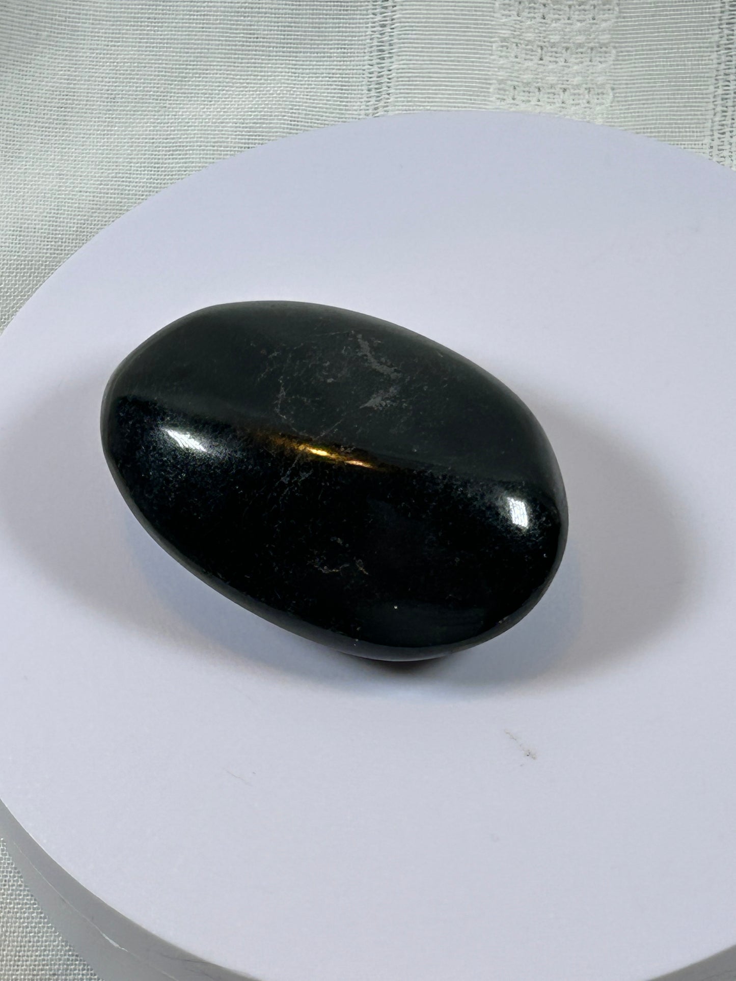 (#96) - BLACK TOURMALINE PALM STONE POLISHED - NEW