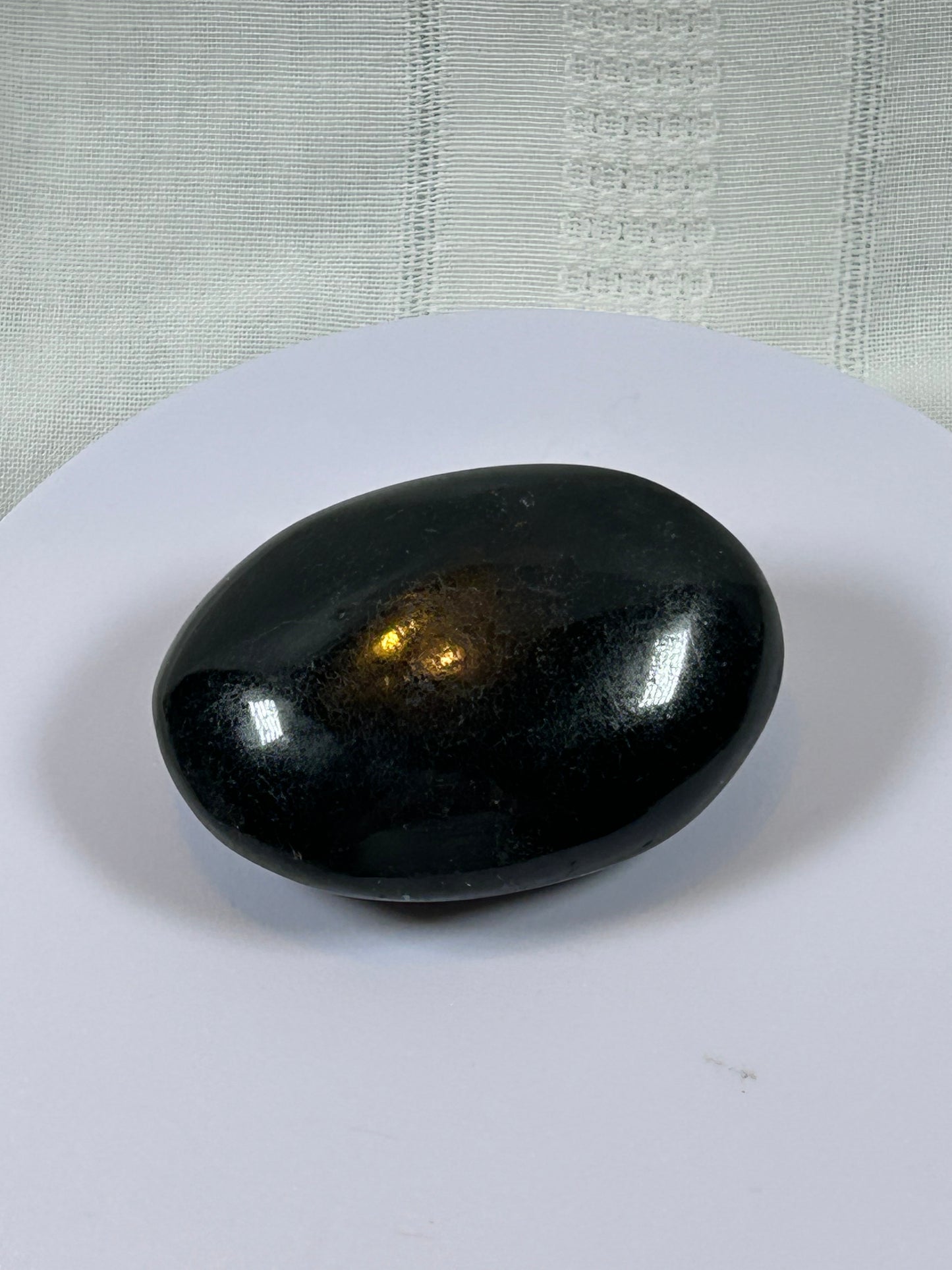 (#96) - BLACK TOURMALINE PALM STONE POLISHED - NEW
