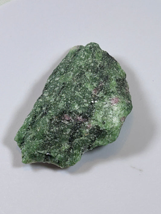 (#149) - RUBY ZOISITE SPECIMEN RAW - NEW