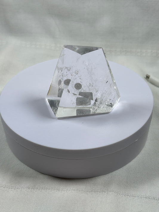 (#905) - Clear Quartz Polished - New