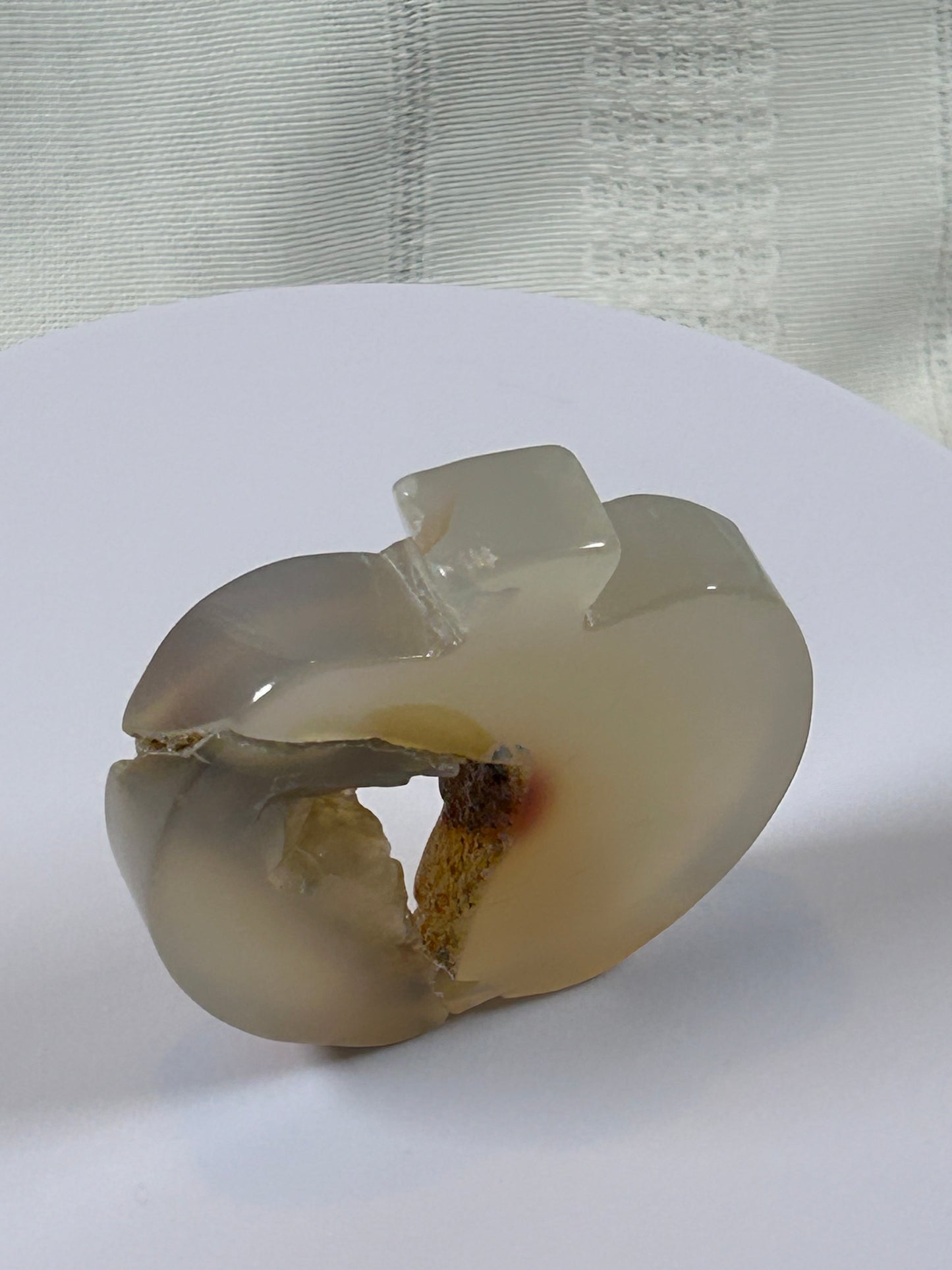 (#15) - AGATE APPLE CARVING - NEW