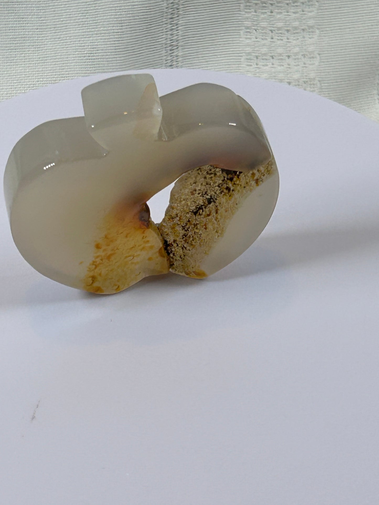 (#15) - AGATE APPLE CARVING - NEW