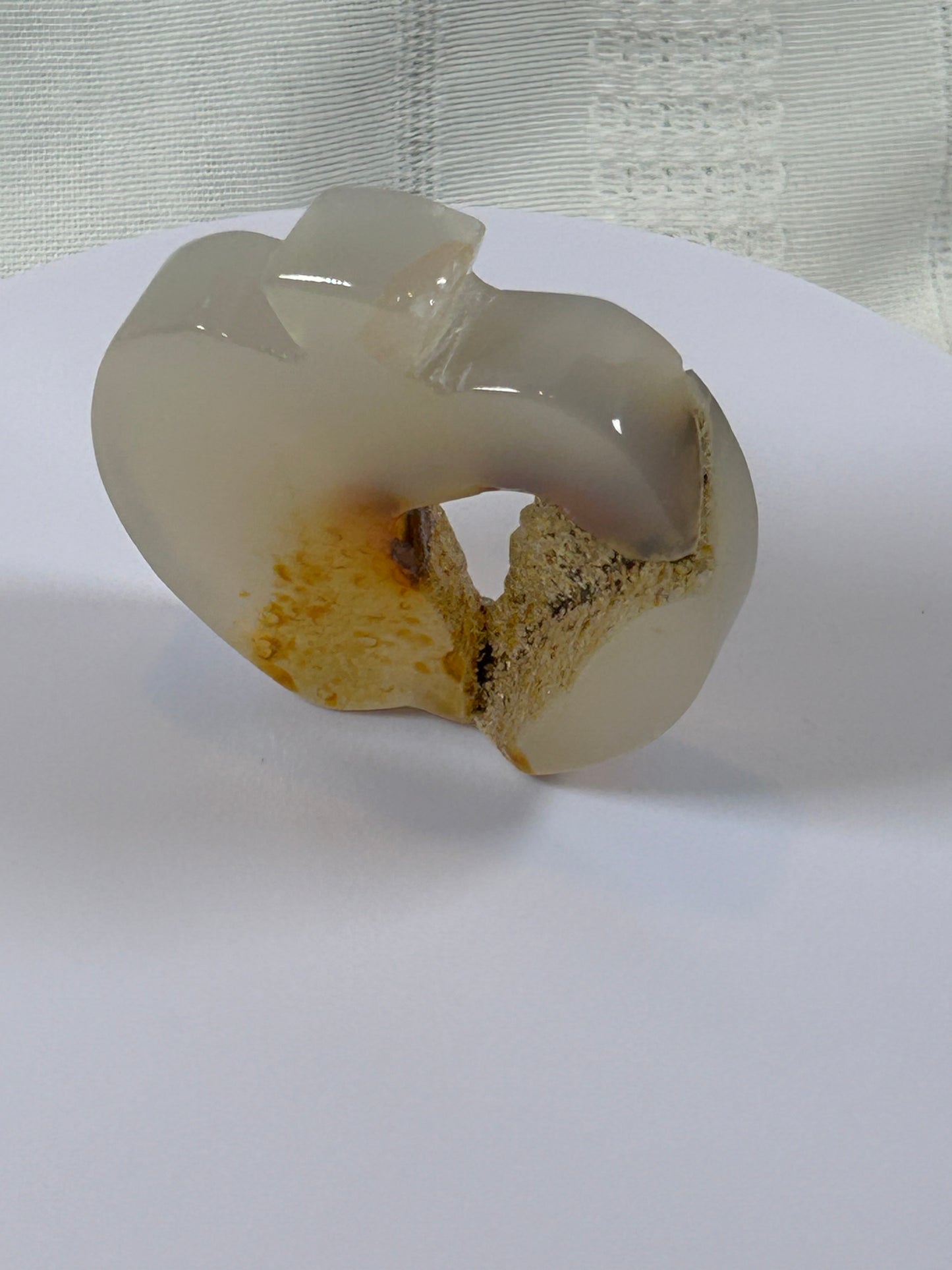 (#15) - AGATE APPLE CARVING - NEW