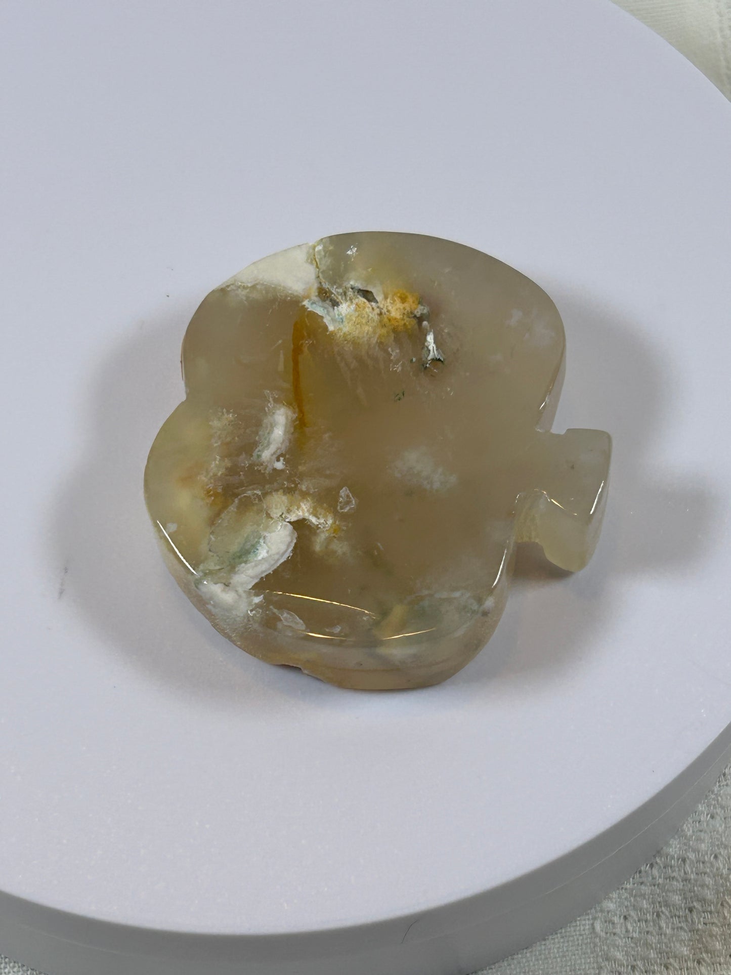 (#14) - AGATE APPLE CARVING - NEW