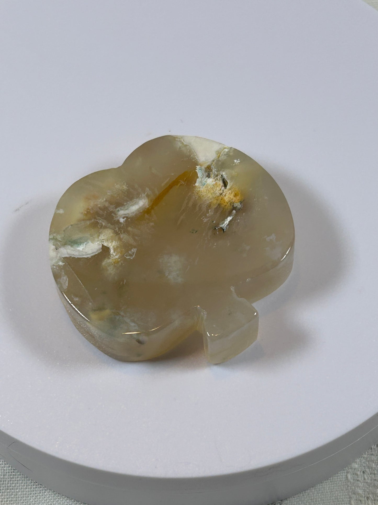 (#14) - AGATE APPLE CARVING - NEW