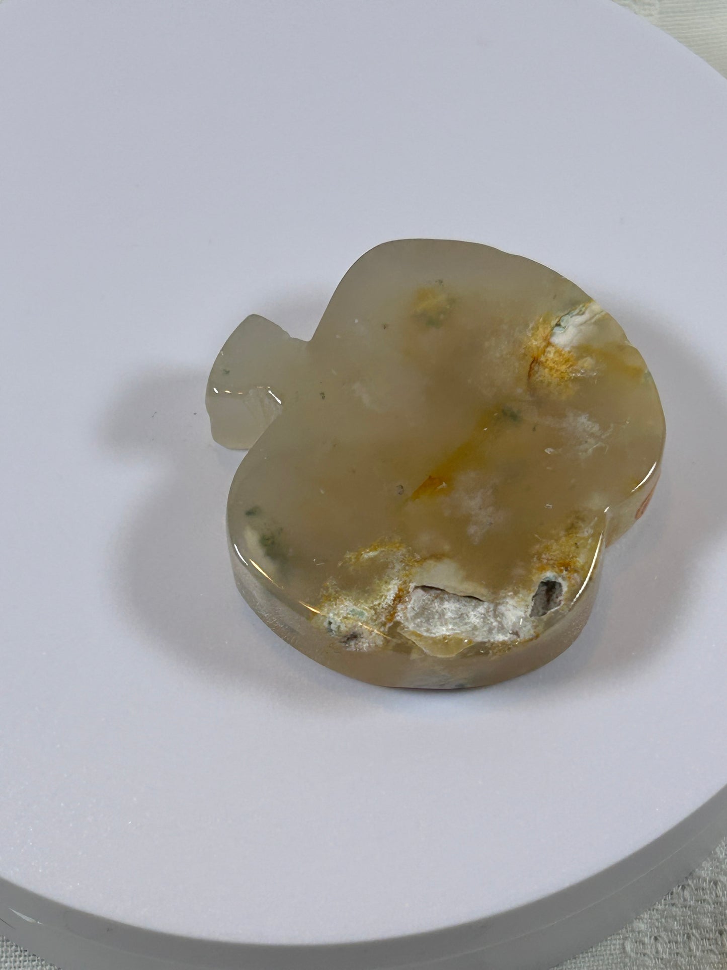 (#14) - AGATE APPLE CARVING - NEW
