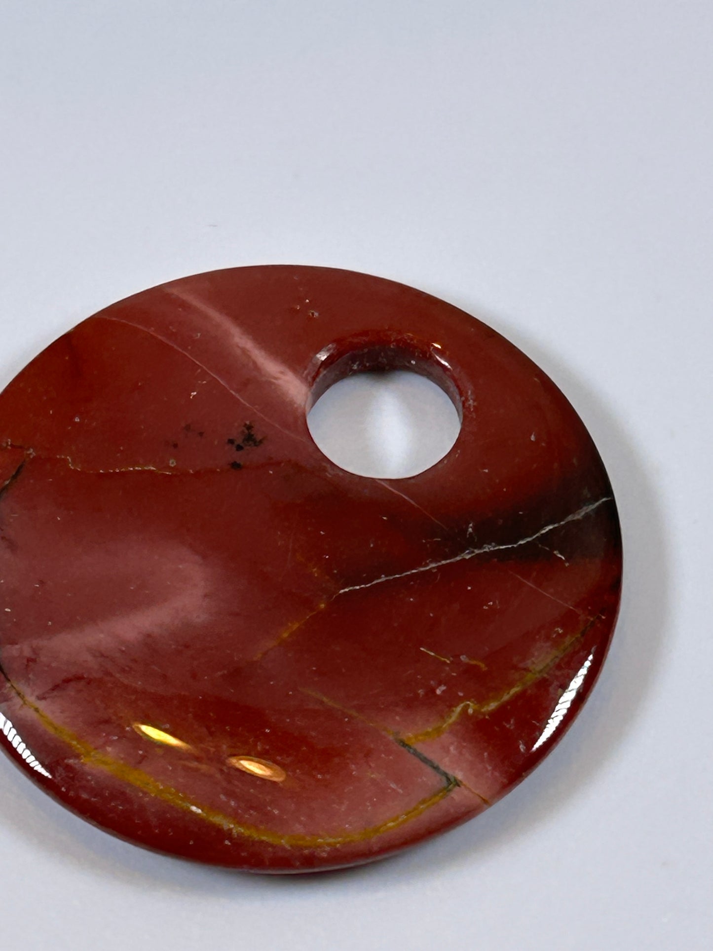 (#86) - CARNELIAN AGATE DISK PENDANT - NEW