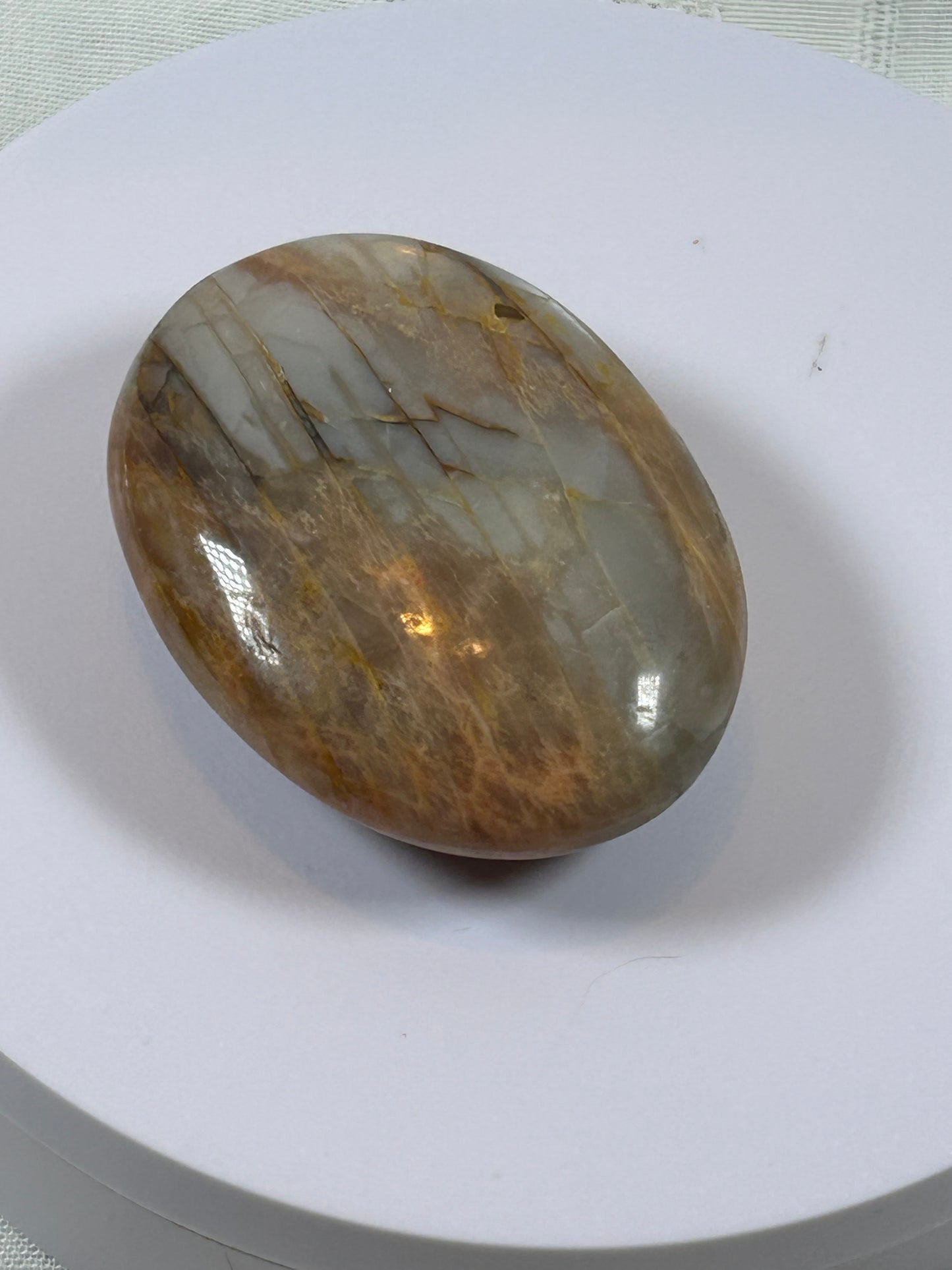 (#87) - PEACH MOONSTONE POLISHED PALM STONE - NEW