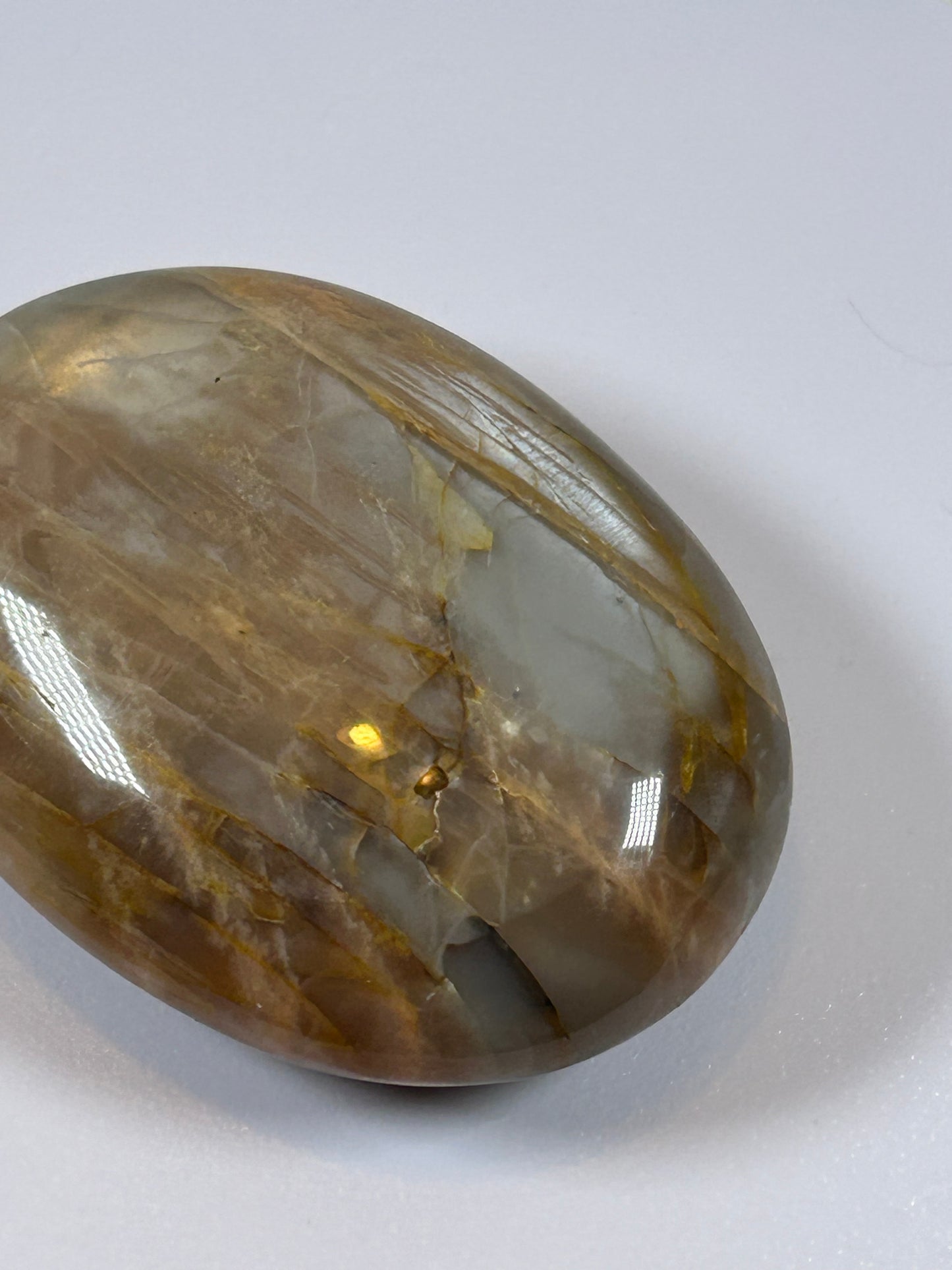 (#87) - PEACH MOONSTONE POLISHED PALM STONE - NEW